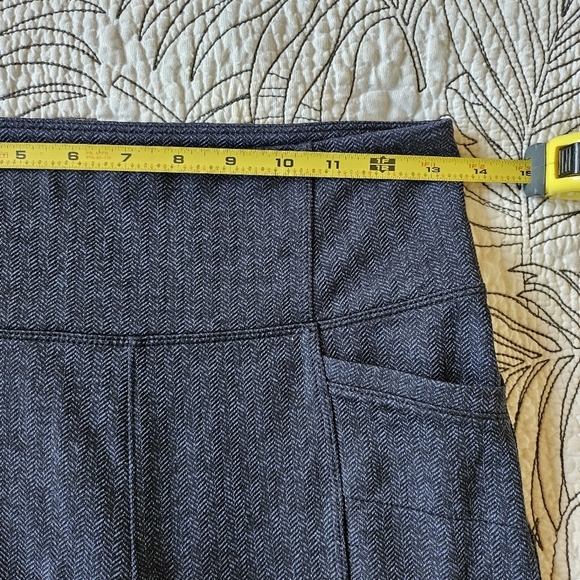 EUC Athleta Herringbone Metro High Waist Leggings Navy Blue Black Pockets Small - Picture 11 of 15